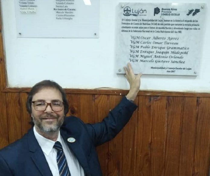 Marcelo Sánchez Escuela 11 Placa