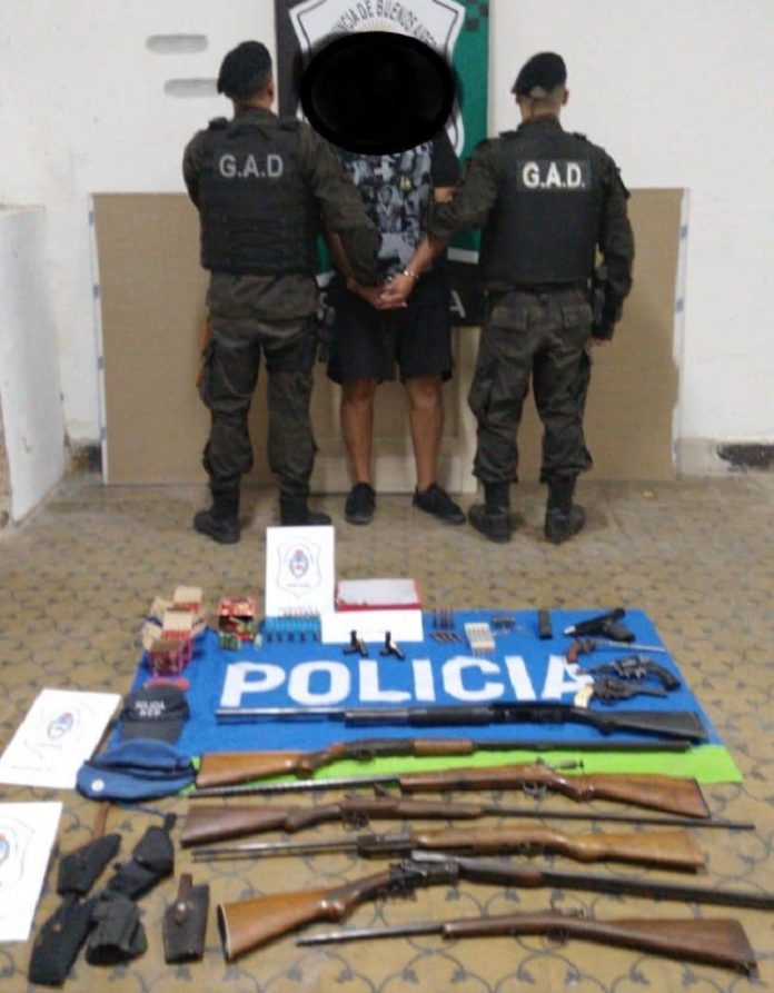 Detenido Armas secuestradas