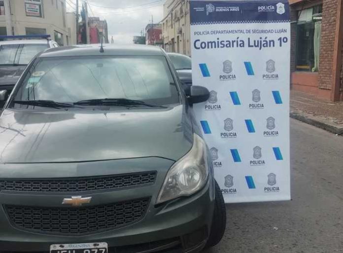 Auto robado (2)