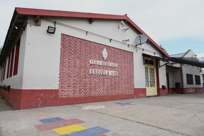 Escuela Primaria 18 Open Door