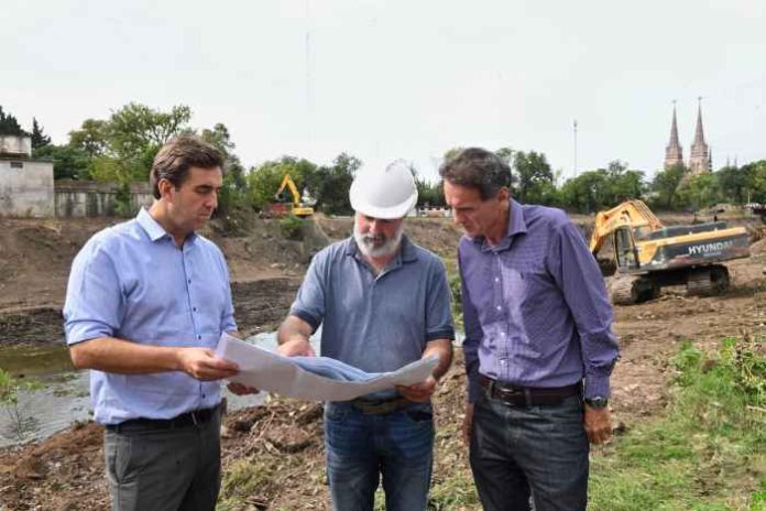 Boto Katopodis Obras Río Luján (2)