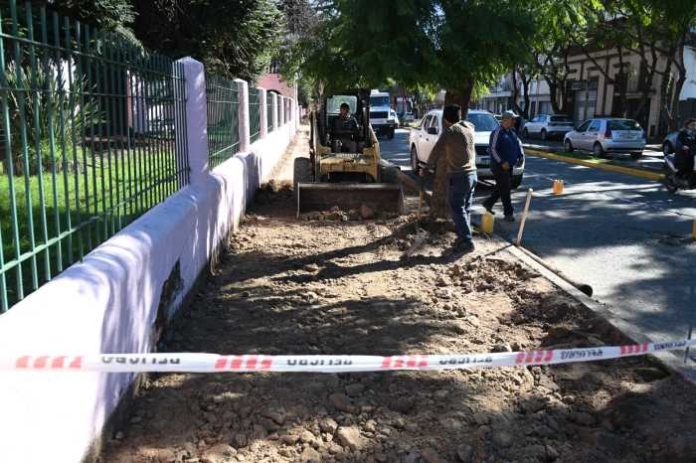 Veredas Jardín de Infantes y Escuela Normal