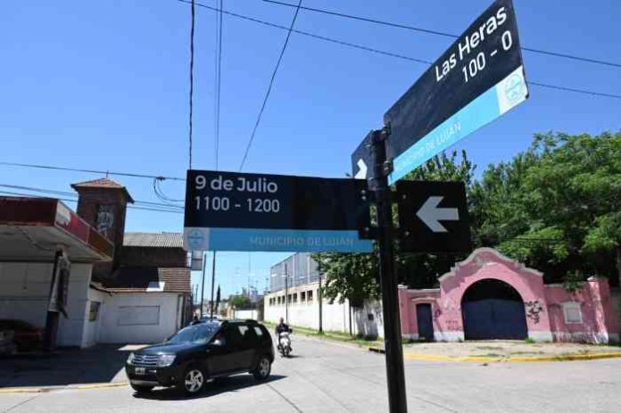 Cartelería Urbana