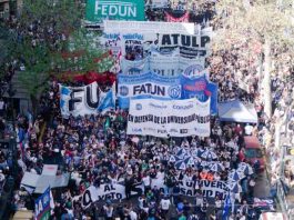 Tras dos años sin paritarias, el Gobierno presentó una propuesta salarial para las universidades