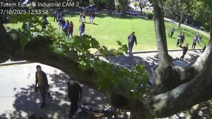 Pelea Alumnos Escuelas Secundarias (1)