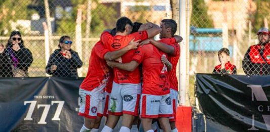Luján va en busca de la séptima victoria para seguir en la punta
