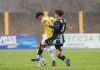 Otra tarde para el olvido de Flandria: volvió a perder y se fue silbado