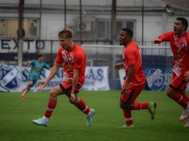 Luján bajó a Lamadrid y se subió a la cima
